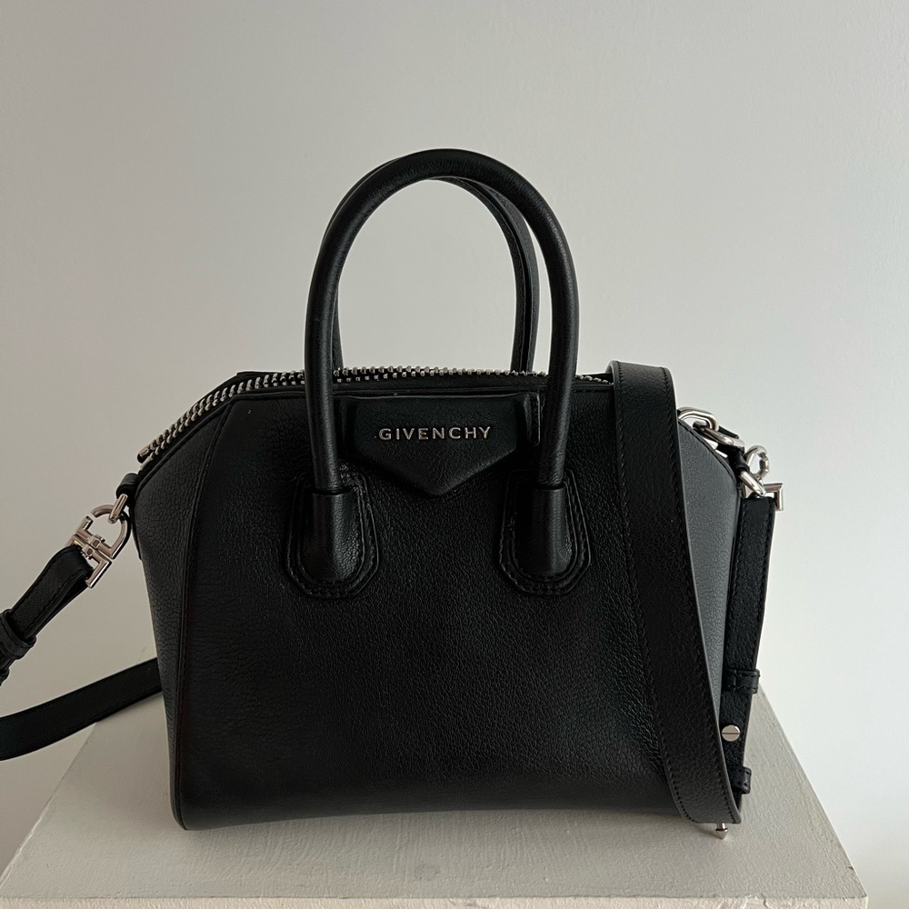 SOLD - Givenchy Antigona Bag  - Mini - Black